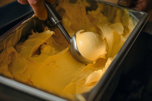 recipe image Gelato-Eis mit Mango-Geschmack