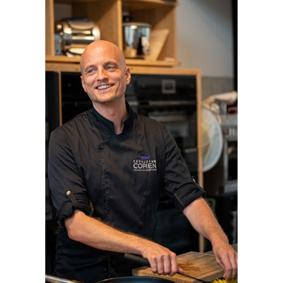 Das Gesicht für Flora & Violife: Sebastian Copien