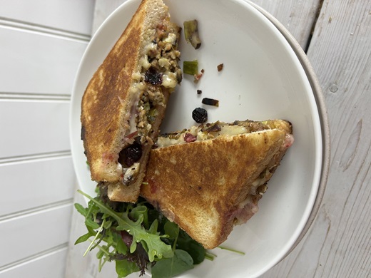 recipe image Christmas Stuffing Toastie