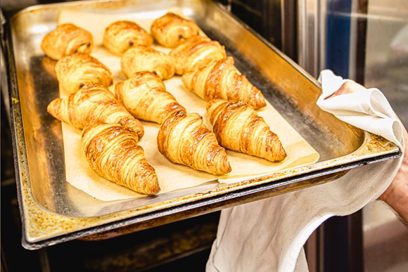 Croissants más esponjosos  y dorados con Rama.
