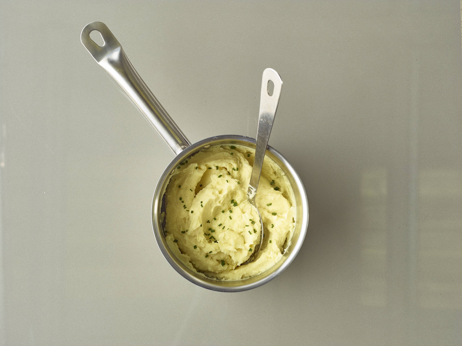 recipe image Purée de pommes de terre crémeuses à l'ail