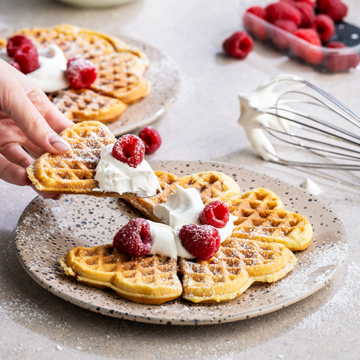 recipe image petites-gaufrettes-en-forme-de-coeur-dore