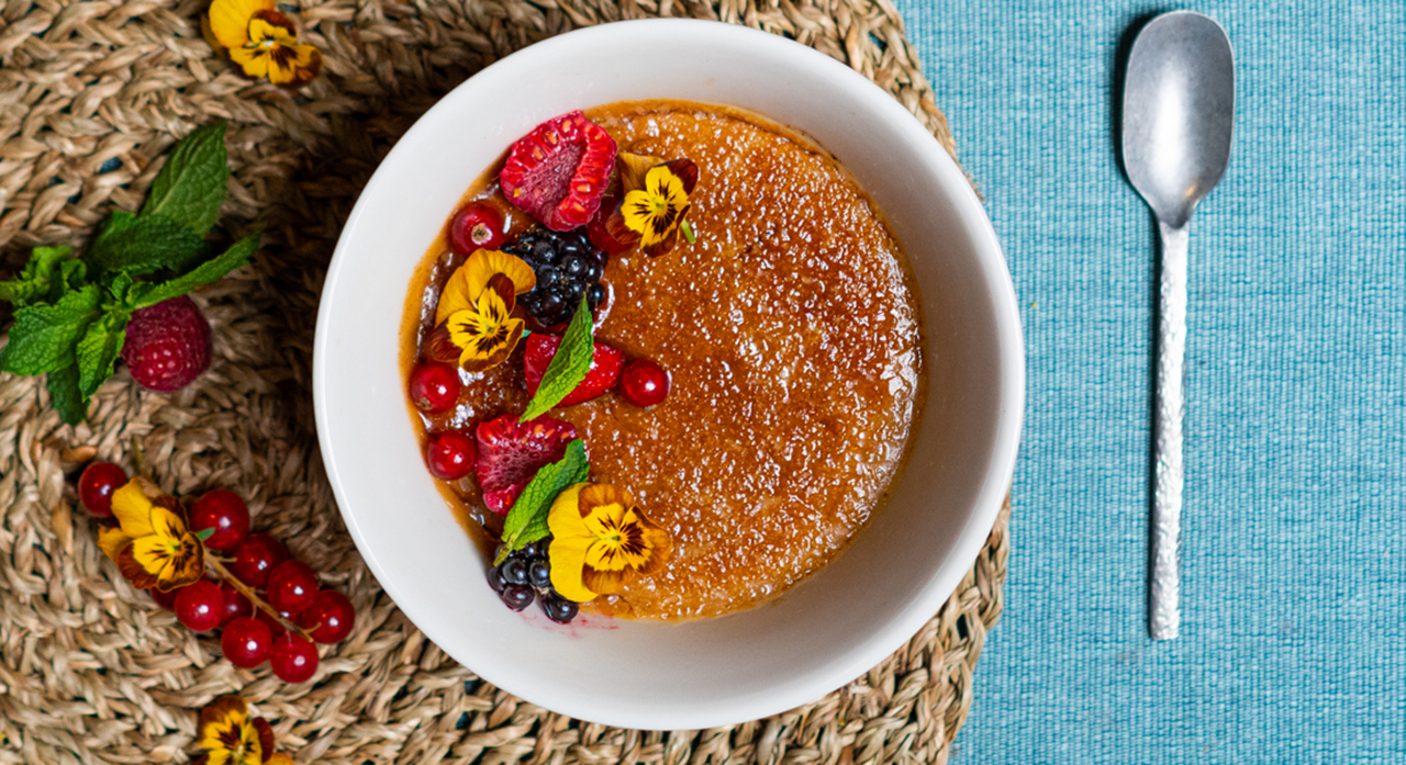 recipe image Crème Brûlée by Bart De Pooter**